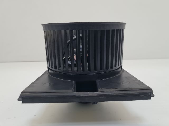 bontott VW GOLF IV Fűtőmotor (Klímás)