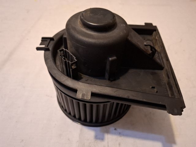 bontott VW GOLF IV Fűtőmotor (Klímás)