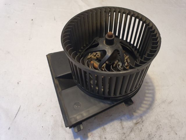 bontott VW GOLF IV Fűtőmotor (Klímás)