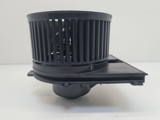 bontott VW GOLF IV Fűtőmotor (Klímás)