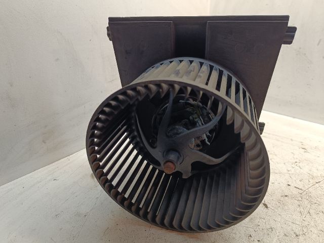 bontott VW GOLF IV Fűtőmotor (Klímás)