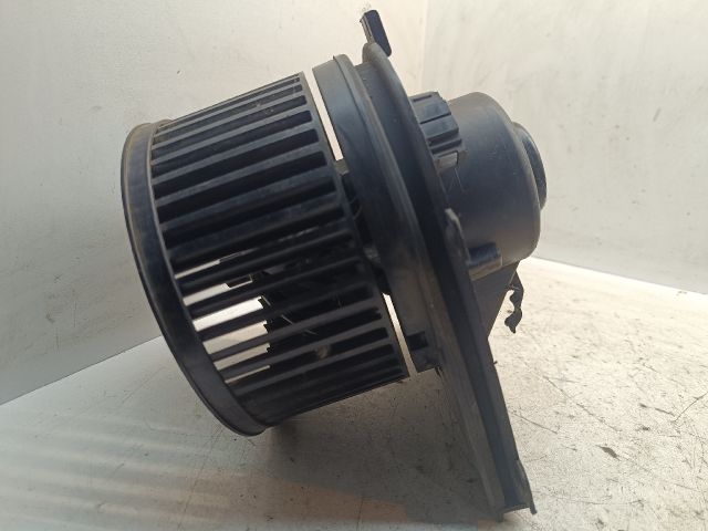 bontott VW GOLF IV Fűtőmotor (Klímás)