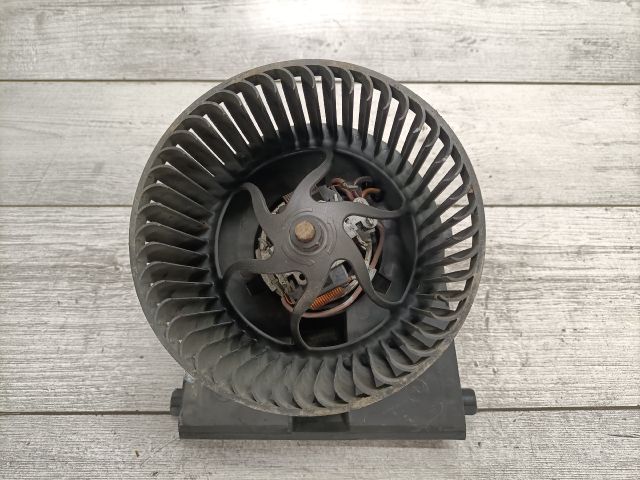 bontott VW GOLF IV Fűtőmotor (Klímás)