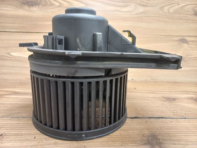 bontott VW GOLF IV Fűtőmotor (Klímás)