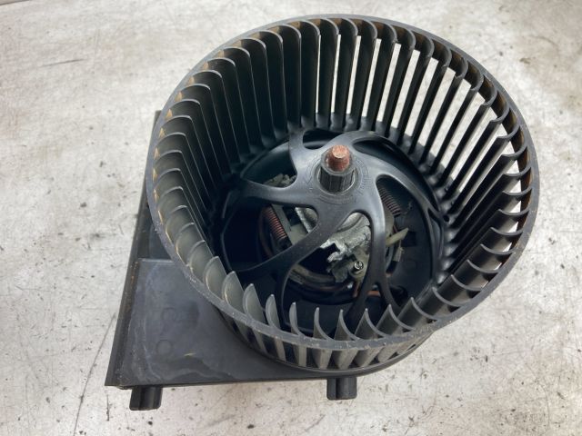 bontott VW GOLF IV Fűtőmotor (Klímás)