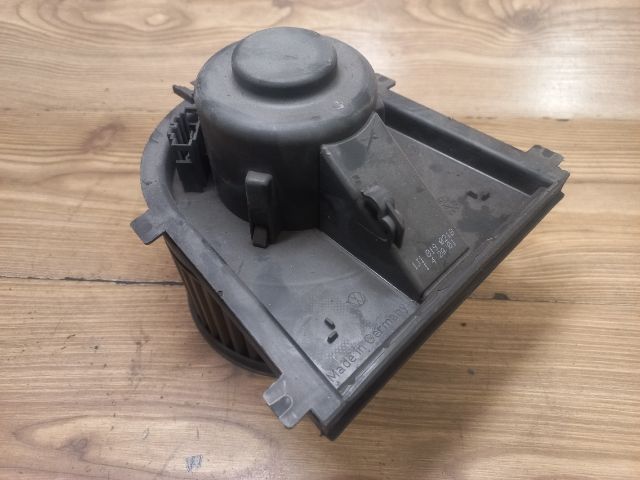 bontott VW GOLF IV Fűtőmotor (Nem klímás)