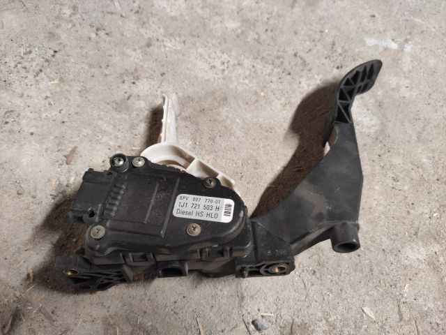 bontott VW GOLF IV Gázpedál (Elektromos)