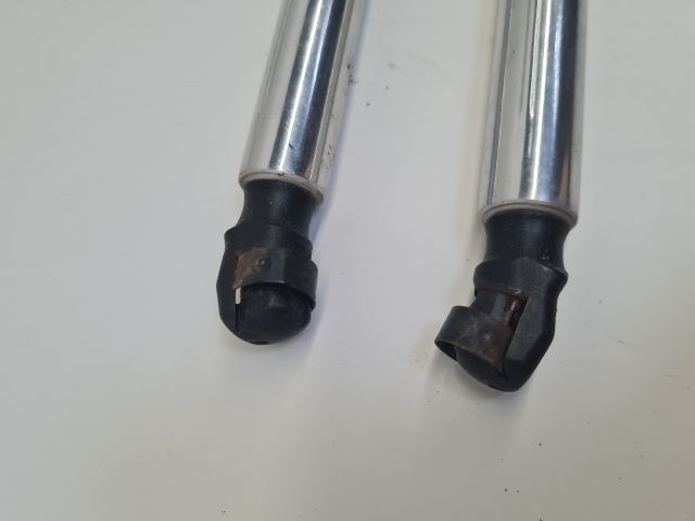 bontott VW GOLF IV Gázrugós Kitámasztó Teleszkóp Pár Csomagtérajtó