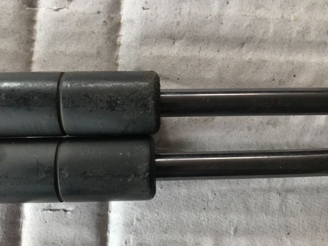 bontott VW GOLF IV Gázrugós Kitámasztó Teleszkóp Pár Csomagtérajtó