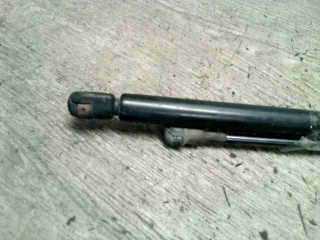 bontott VW GOLF IV Gázrugós Kitámasztó Teleszkóp Pár Csomagtérajtó