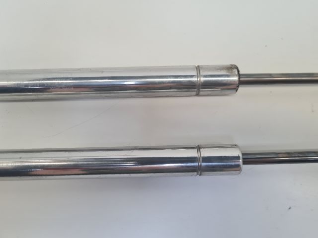 bontott VW GOLF IV Gázrugós Kitámasztó Teleszkóp Pár Csomagtérajtó