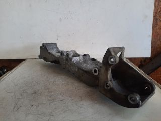 bontott VW GOLF IV Generátor Tartó Bak