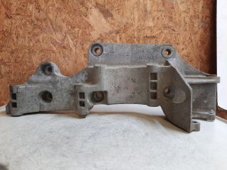 bontott VW GOLF IV Generátor Tartó Bak