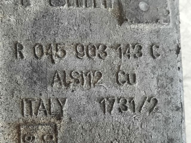 bontott VW GOLF IV Generátor Tartó Bak