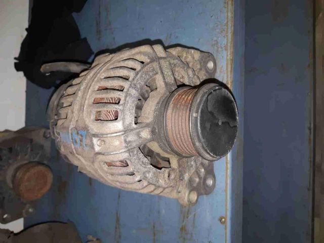 bontott VW GOLF IV Generátor