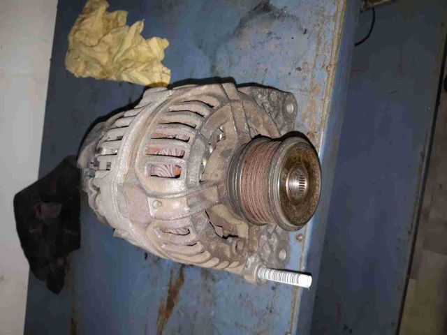 bontott VW GOLF IV Generátor