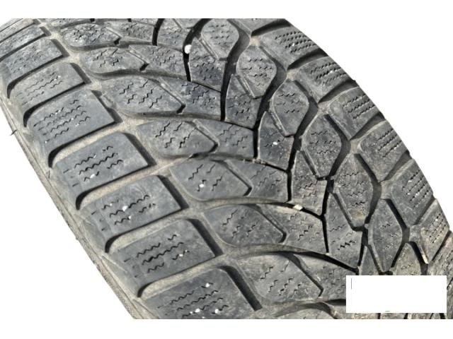 bontott VW GOLF IV Gumiabroncs (1 db)