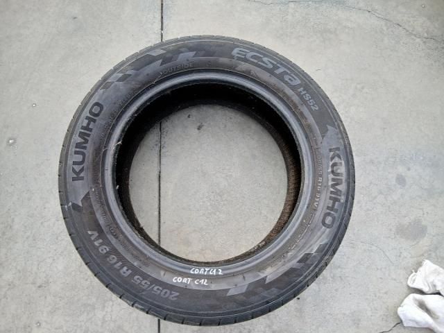 bontott VW GOLF IV Gumiabroncs (1 db)