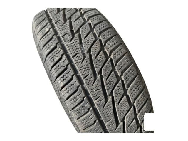 bontott VW GOLF IV Gumiabroncs (1 db)