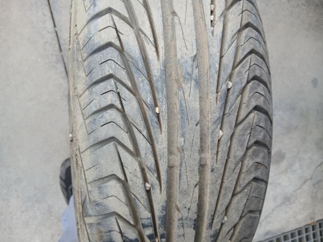 bontott VW GOLF IV Gumiabroncs (1 db)