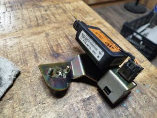 bontott VW GOLF IV Gyorsulás Jeladó