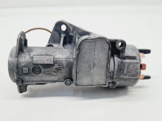 bontott VW GOLF IV Gyújtáskapcsoló Ház