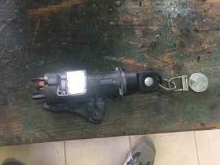 bontott VW GOLF IV Gyújtáskapcsoló Házzal