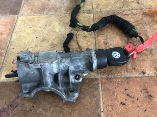 bontott VW GOLF IV Gyújtáskapcsoló Házzal