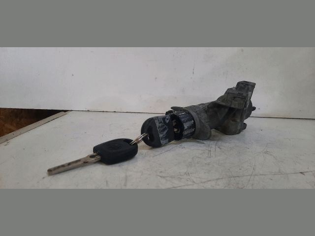 bontott VW GOLF IV Gyújtáskapcsoló Házzal