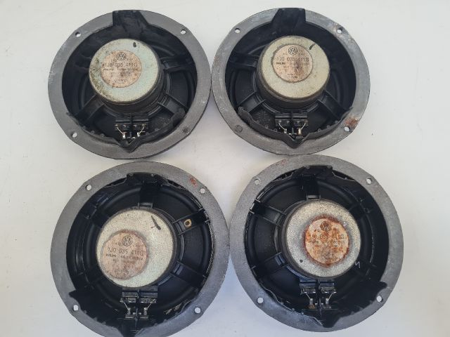 bontott VW GOLF IV Hangszóró Szett