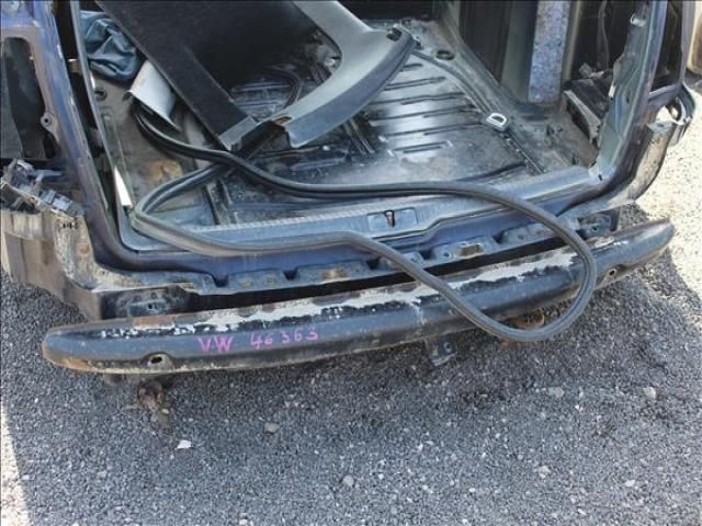 bontott VW GOLF IV Hátfal