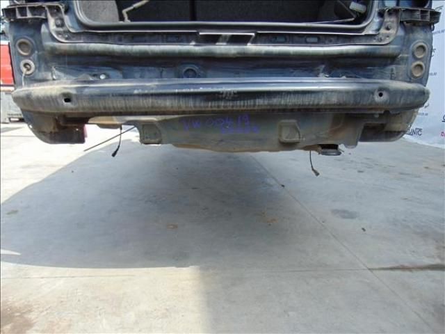 bontott VW GOLF IV Hátfal