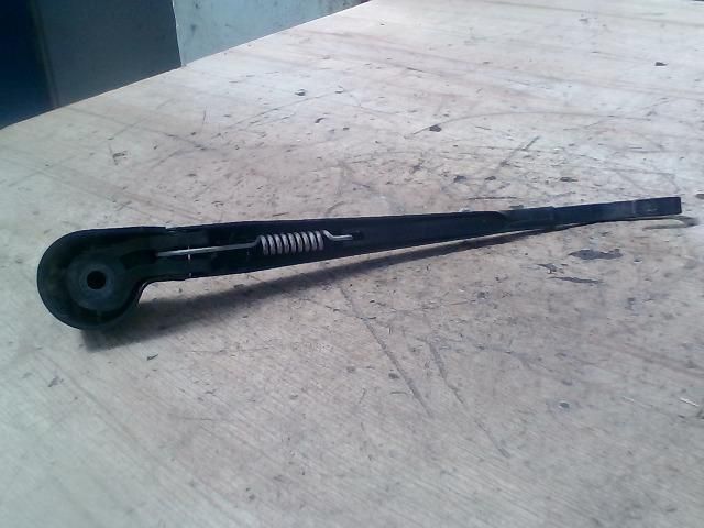 bontott VW GOLF IV Hátsó Ablaktörlő Kar