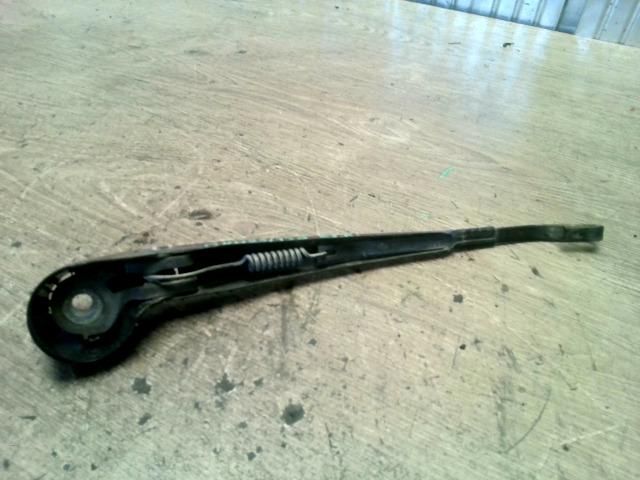 bontott VW GOLF IV Hátsó Ablaktörlő Kar