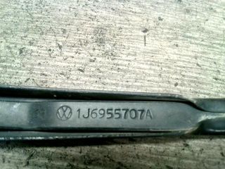bontott VW GOLF IV Hátsó Ablaktörlő Kar