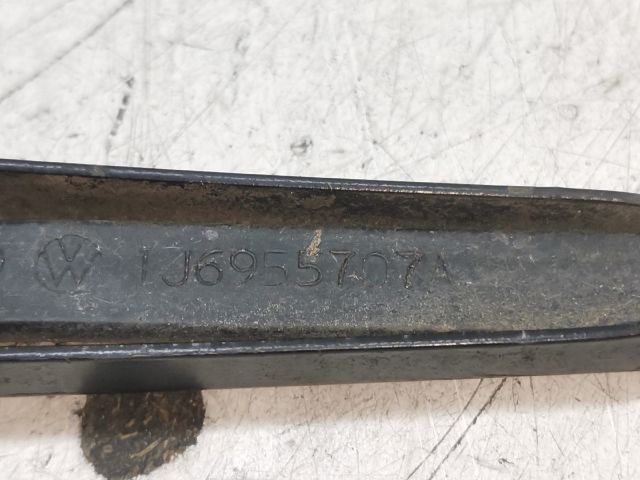 bontott VW GOLF IV Hátsó Ablaktörlő Kar