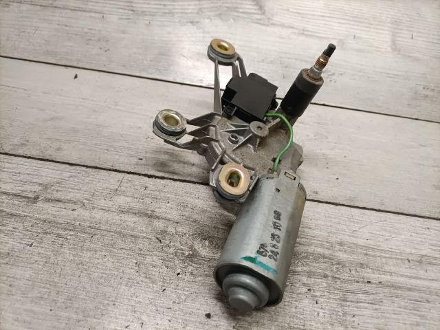 bontott VW GOLF IV Hátsó Ablaktörlő Motor