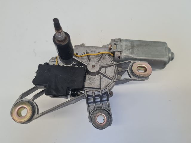 bontott VW GOLF IV Hátsó Ablaktörlő Motor