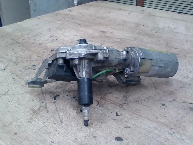 bontott VW GOLF IV Hátsó Ablaktörlő Motor