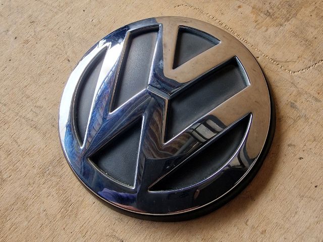 bontott VW GOLF IV Hátsó Embléma