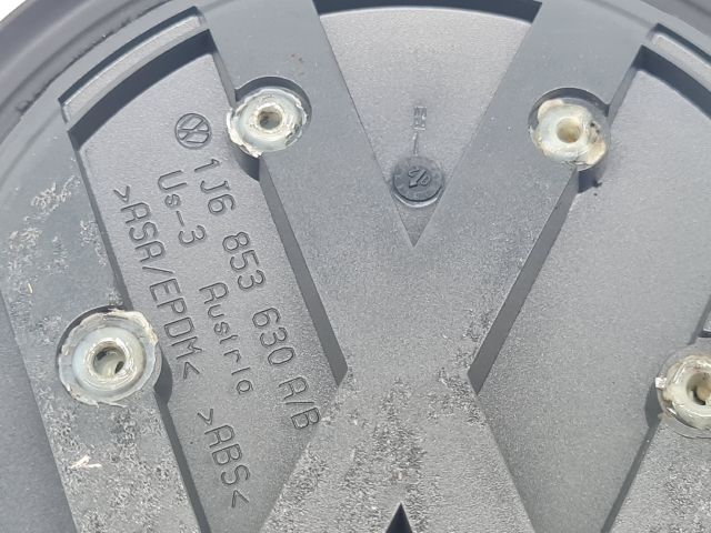 bontott VW GOLF IV Hátsó Embléma