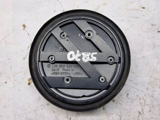 bontott VW GOLF IV Hátsó Embléma