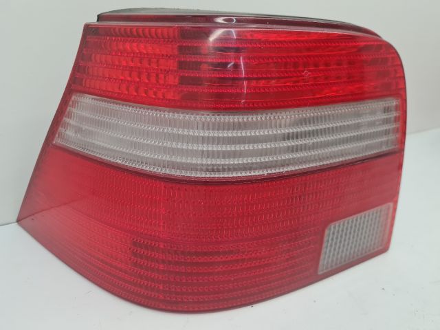 bontott VW GOLF IV Hátsó Lámpa Szett