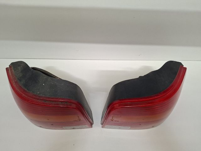 bontott VW GOLF IV Hátsó Lámpa Szett