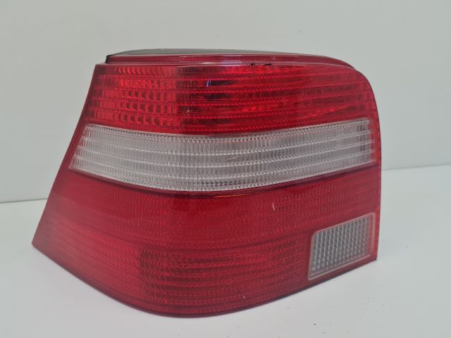 bontott VW GOLF IV Hátsó Lámpa Szett