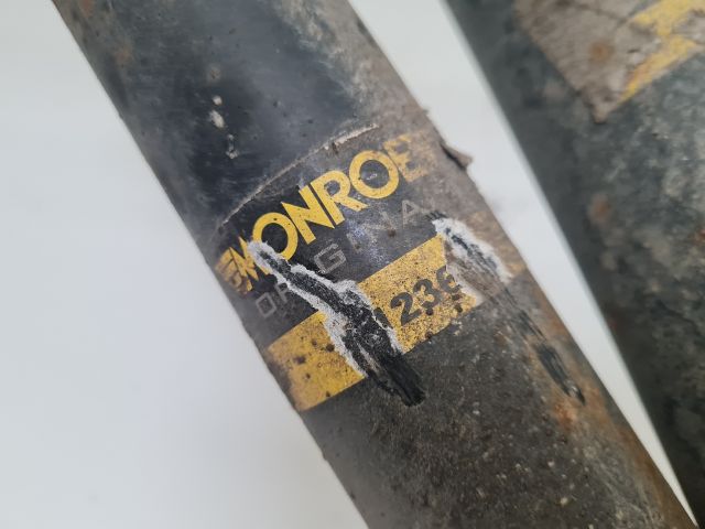 bontott VW GOLF IV Hátsó Lengéscsillapító Pár