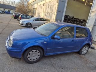 bontott VW GOLF IV Hátsó Lökhárító (Részeivel)