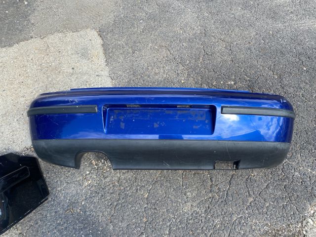 bontott VW GOLF IV Hátsó Lökhárító (Részeivel)