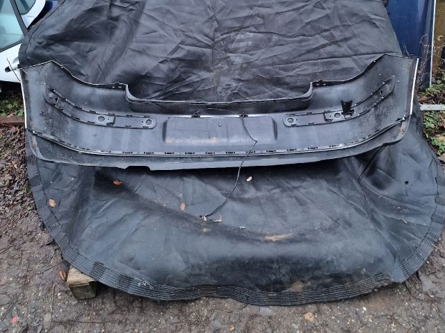 bontott VW GOLF IV Hátsó Lökhárító (Részeivel)