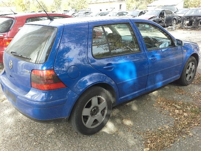 bontott VW GOLF IV Hátsó Lökhárító (Részeivel)